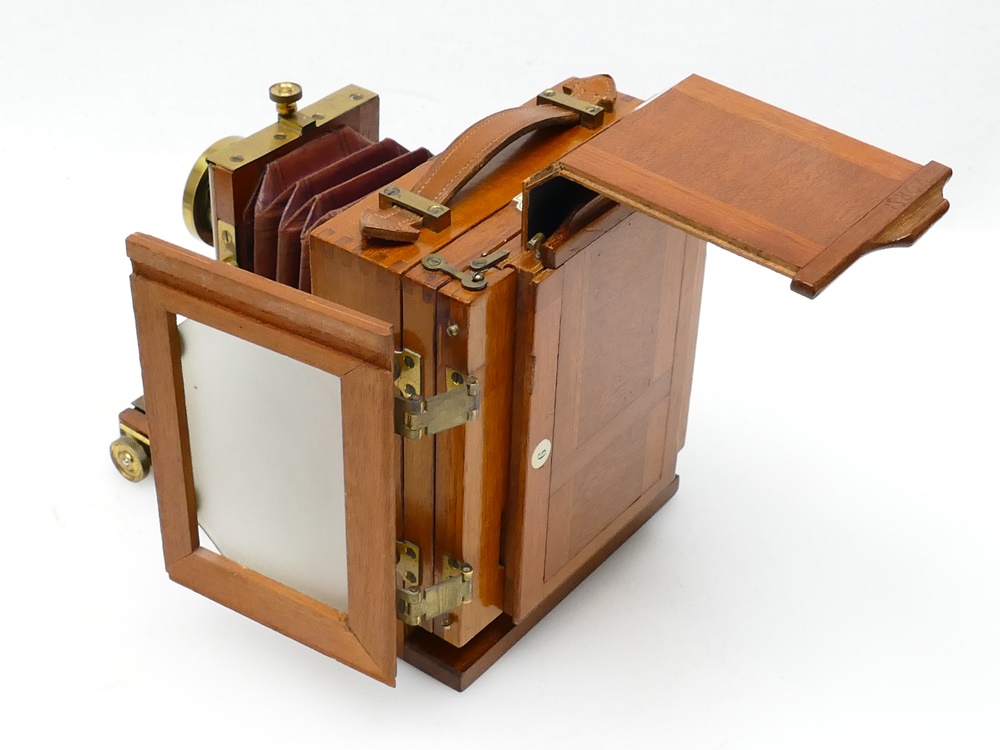 Holzkamera Hanovera 6 x 9 cm